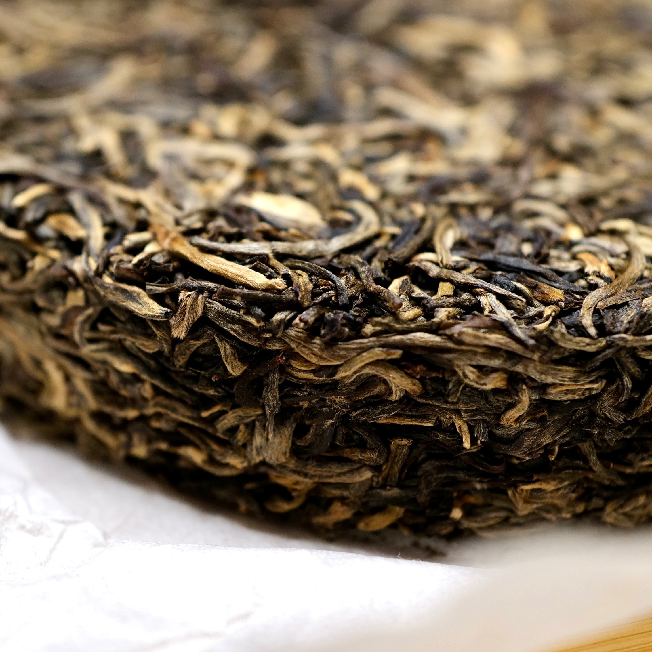 2009 Mengku Silver Buds Raw Puerh Tea 勐庫銀芽普洱生茶