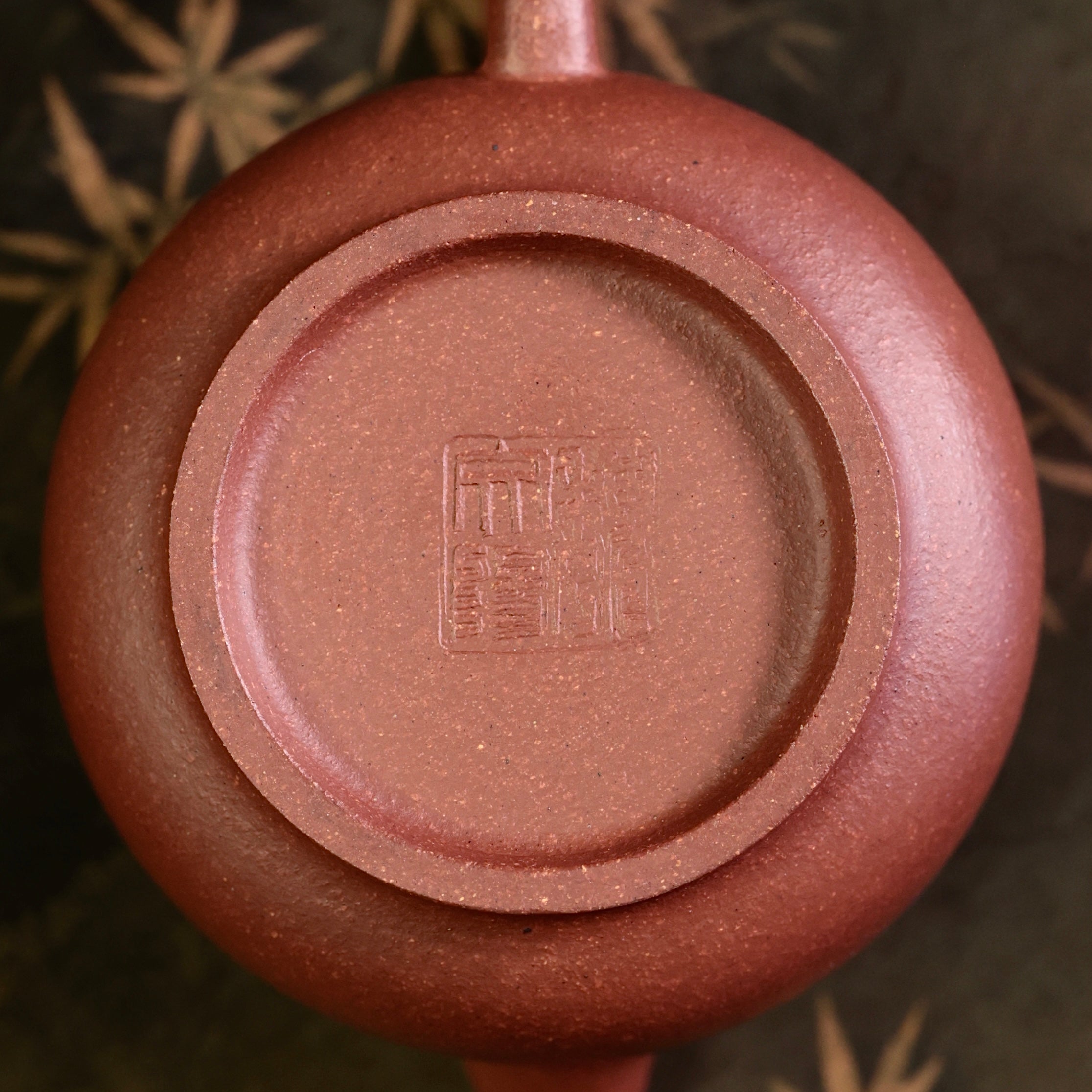 Gong Deng Purple Clay Teapot 粗砂宮燈壺