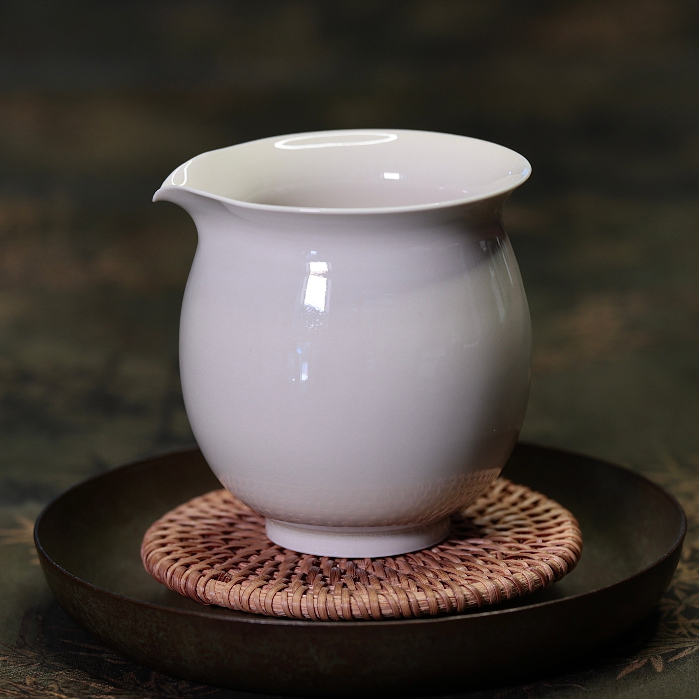 Ding Kiln Gongdao Bei Tea Sharing Pitcher 定窯公道杯