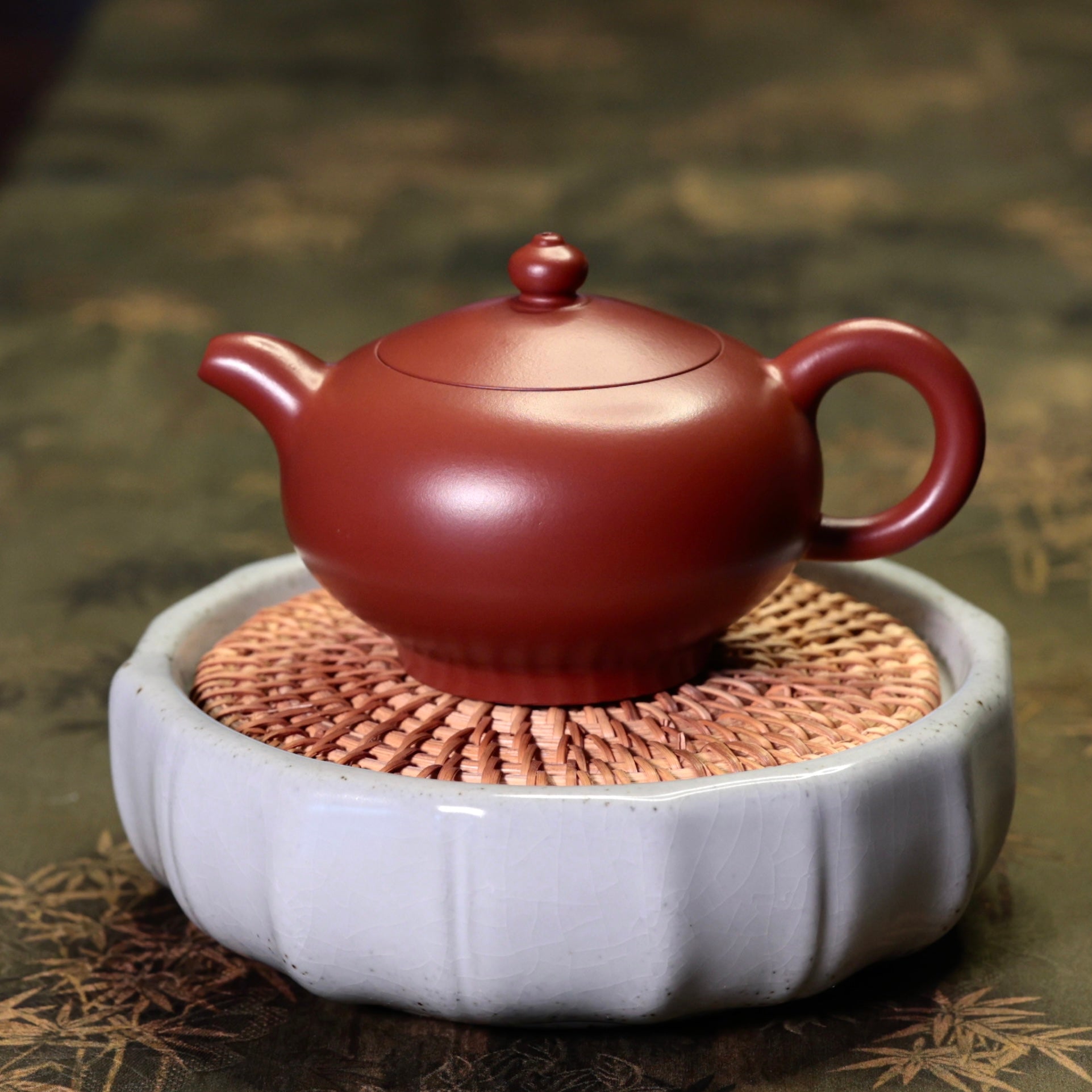 Gong Deng Purple Clay Teapot 宮燈壺